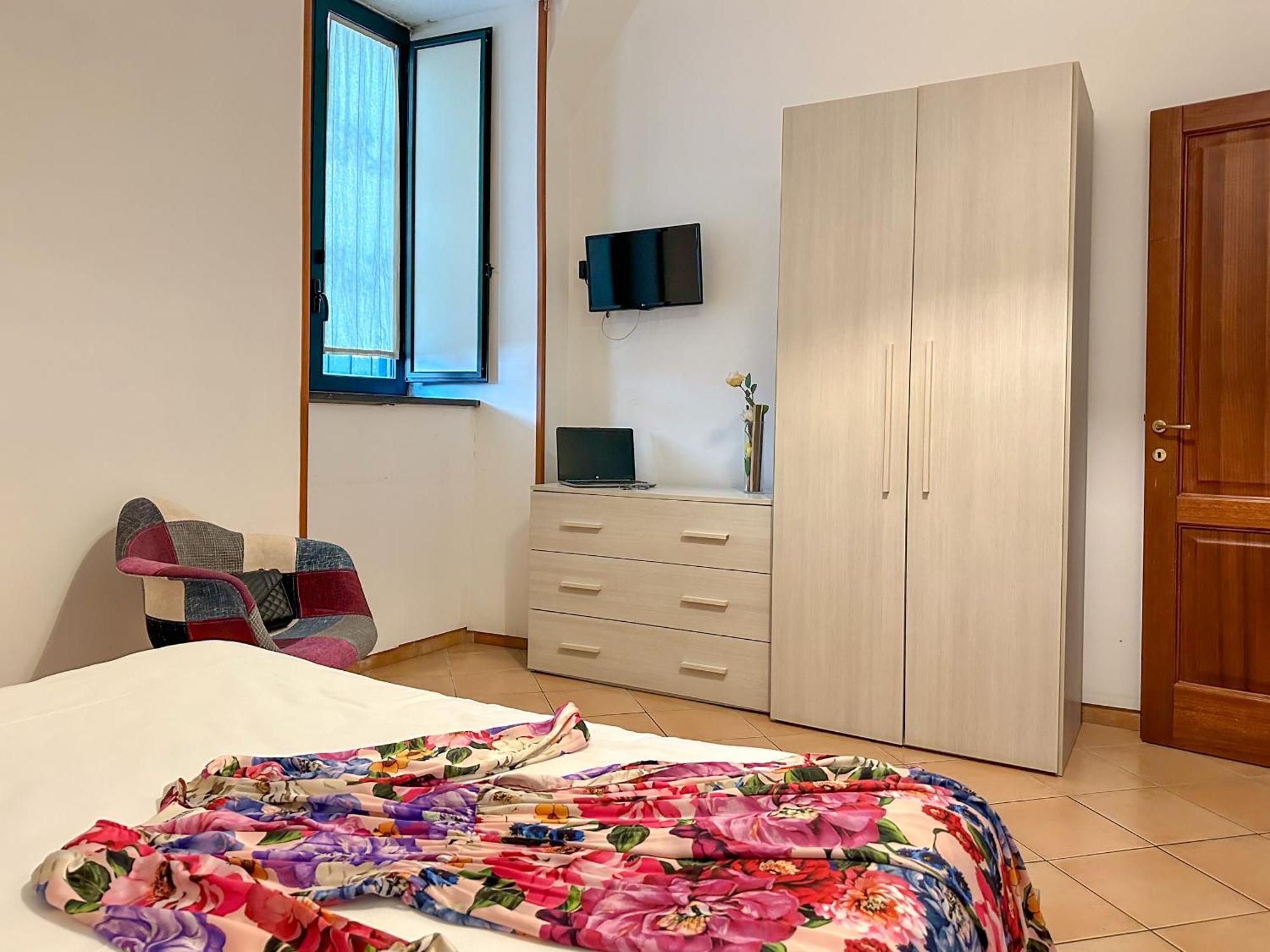 Flowers Apartments & Rooms Мета Экстерьер фото
